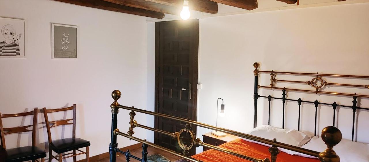 Casa Del Medio Villa Fuentecantos Luaran gambar